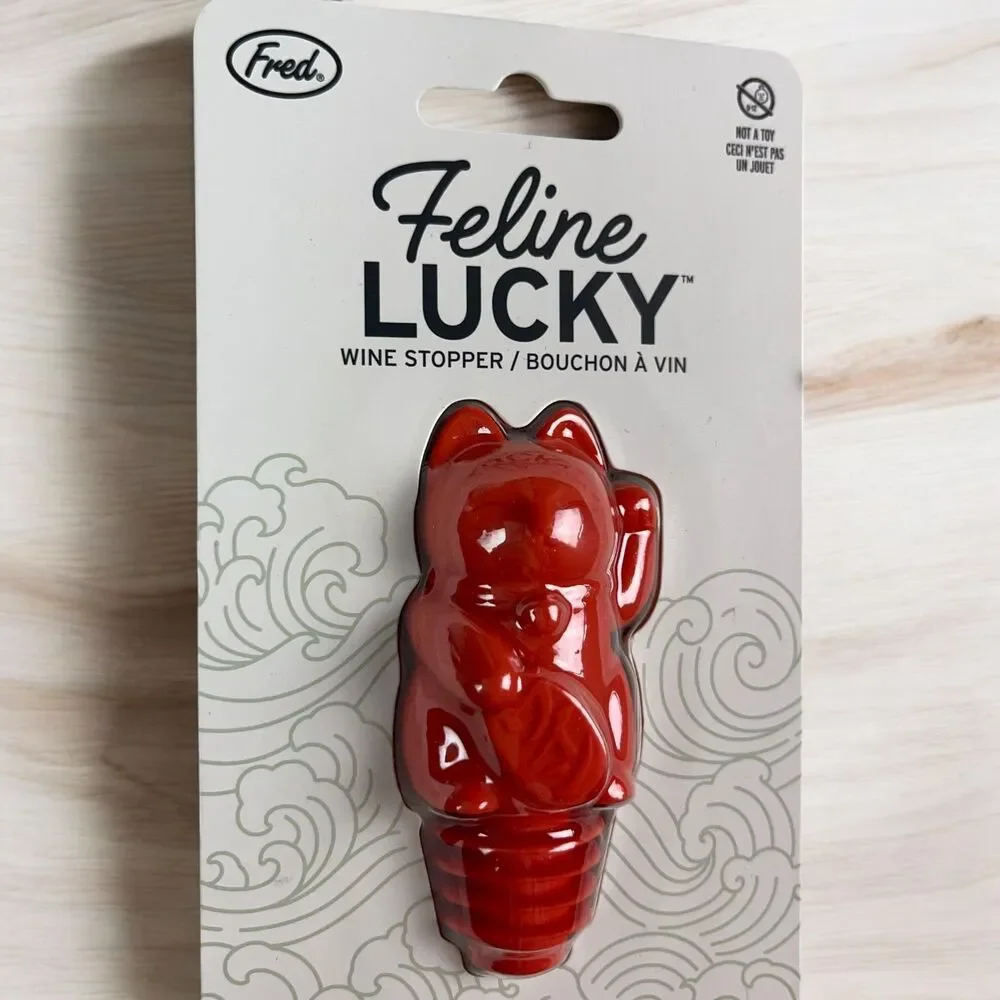 🆕 Fred Feline Lucky Cat Bottle Stopper 😻